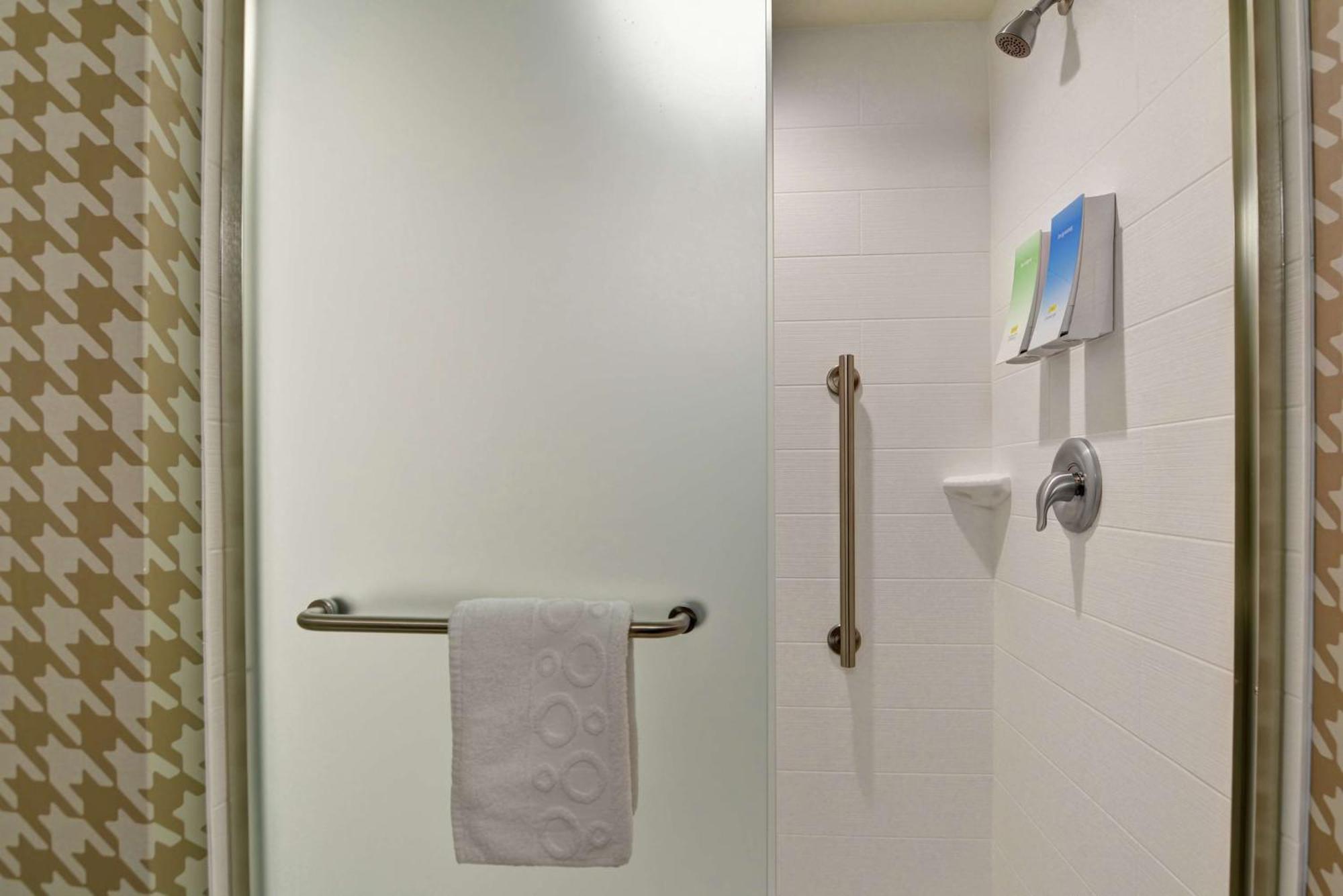Home2 Suites By Hilton Dayton Vandalia Екстер'єр фото